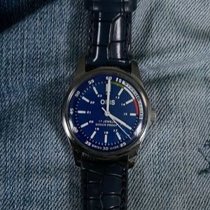 Oris watch windup